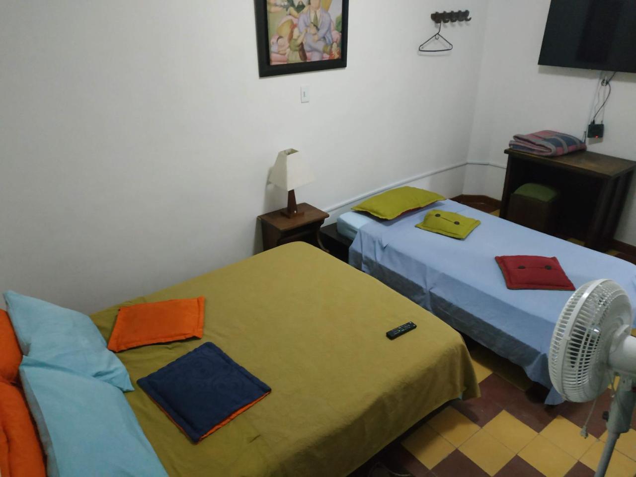 Los Andes Hostel Medellín Esterno foto